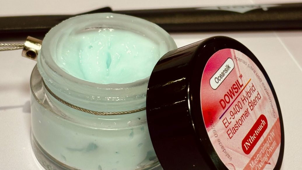 OWSIL™ EL-9400 Hybrid Elastomer Blend - Creditos Karoline Mandu e KB Comunicação - in-cosmetics LatAm 2026 (1)